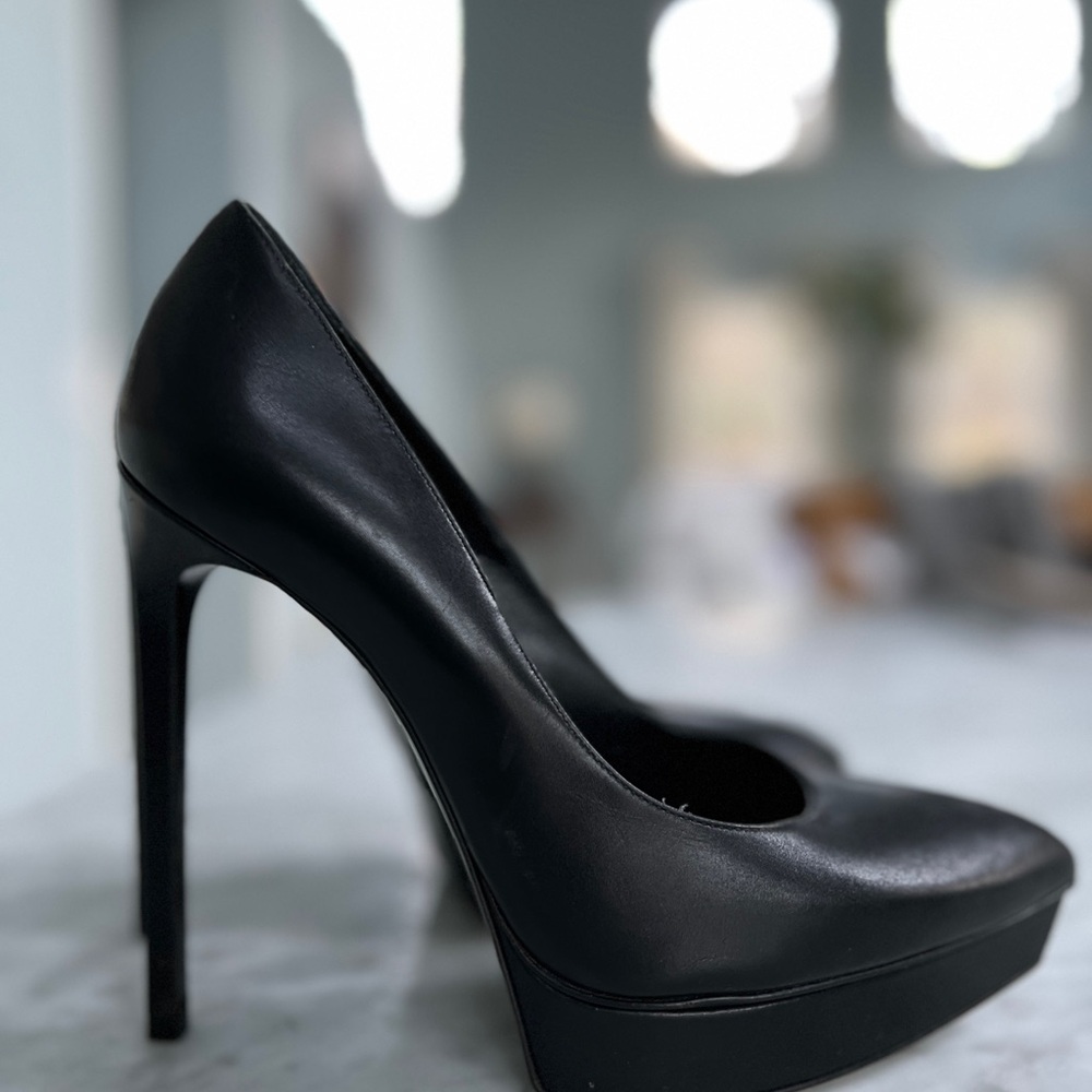 Elegant Black YSL Black Leather Platform Stilettos